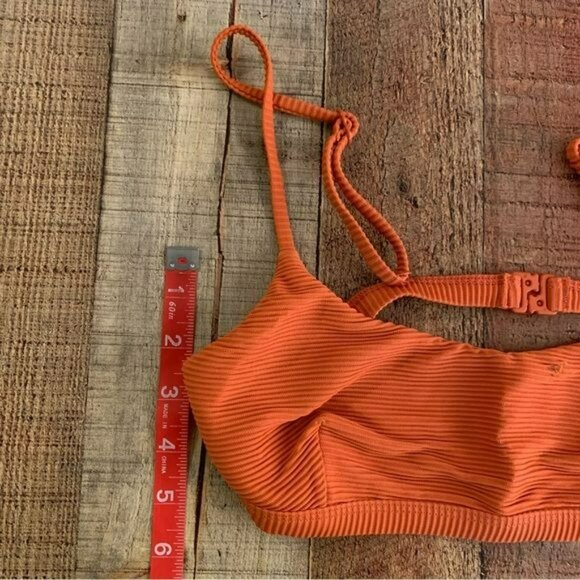 Seafolly Orange Ribbed Bikini Top With Adjustable Straps & Back Clip Closure - Picture 5 of 7